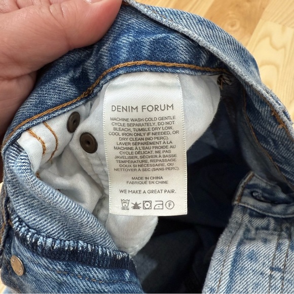Denim Forum Aritzia The Joni High Rise Loose Button Fly Jeans Size 25 Inseam 28” - Picture 6 of 11